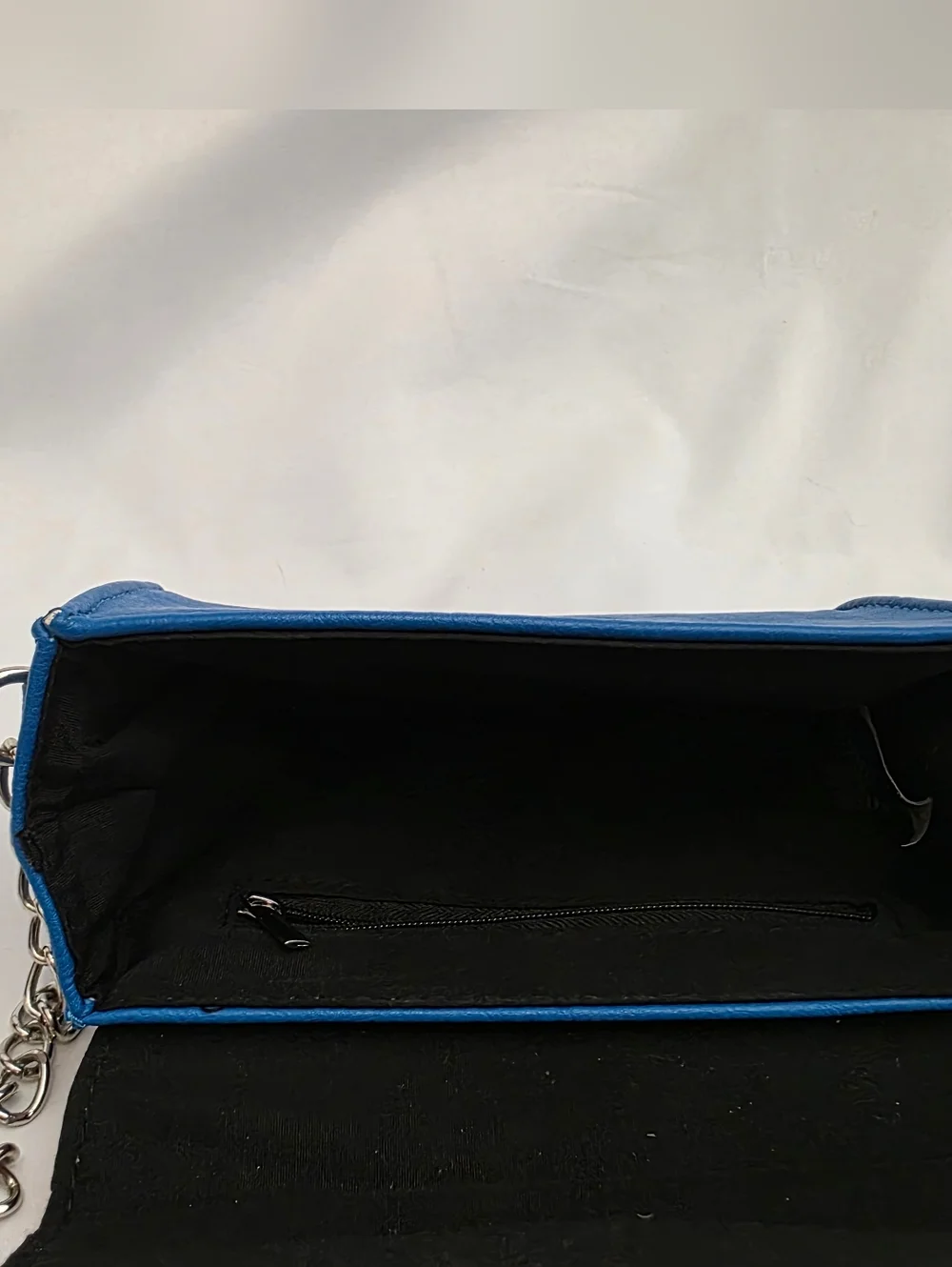 Nintendo Super Mario Crossbody Wristlet - Red & Blue Faux Leather w/ Buttons - Picture 7 of 8